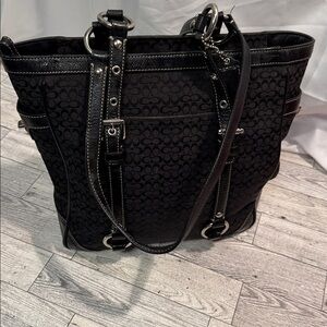 Coach Black Leather Interior Creed Patch with Tan Lining